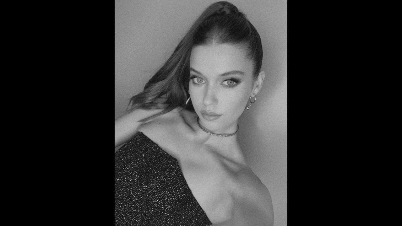 Afra Saraçoğlu and Mert Ramazan Demir The first beauty