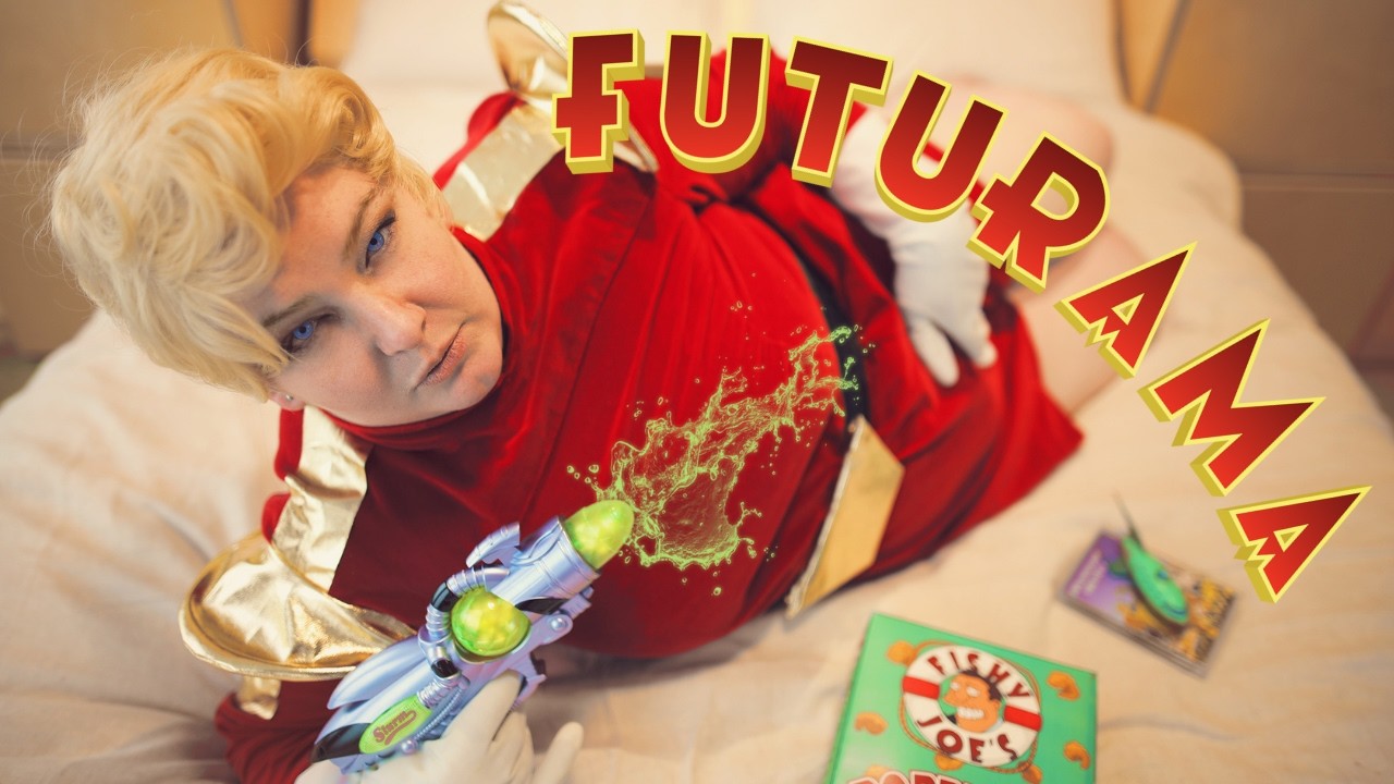 Making a femme Zapp Brannigan cosplay from Futurama | It's real velour (except it's not)