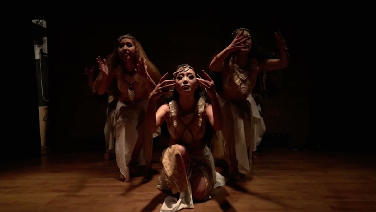 TAHITIAN DANCE SHOW anuanua TIARE VAREAU   REI A VARUA