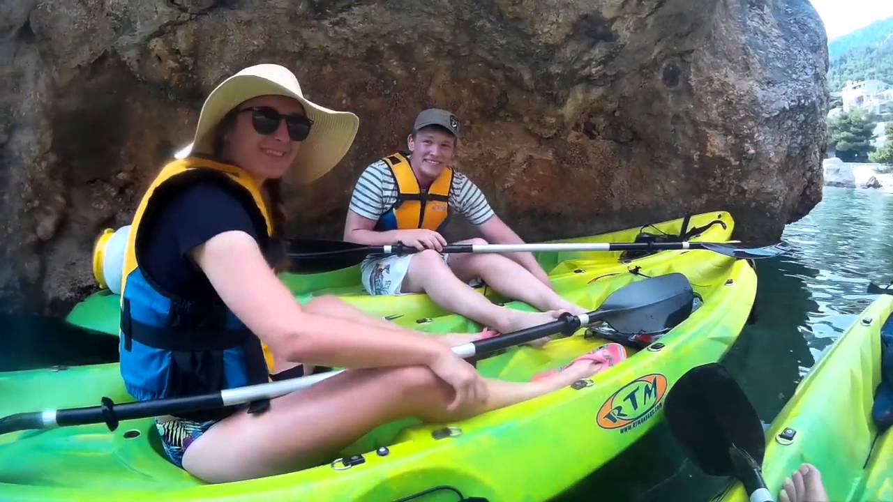 Visiting Brela - Kayaking - AIESEC