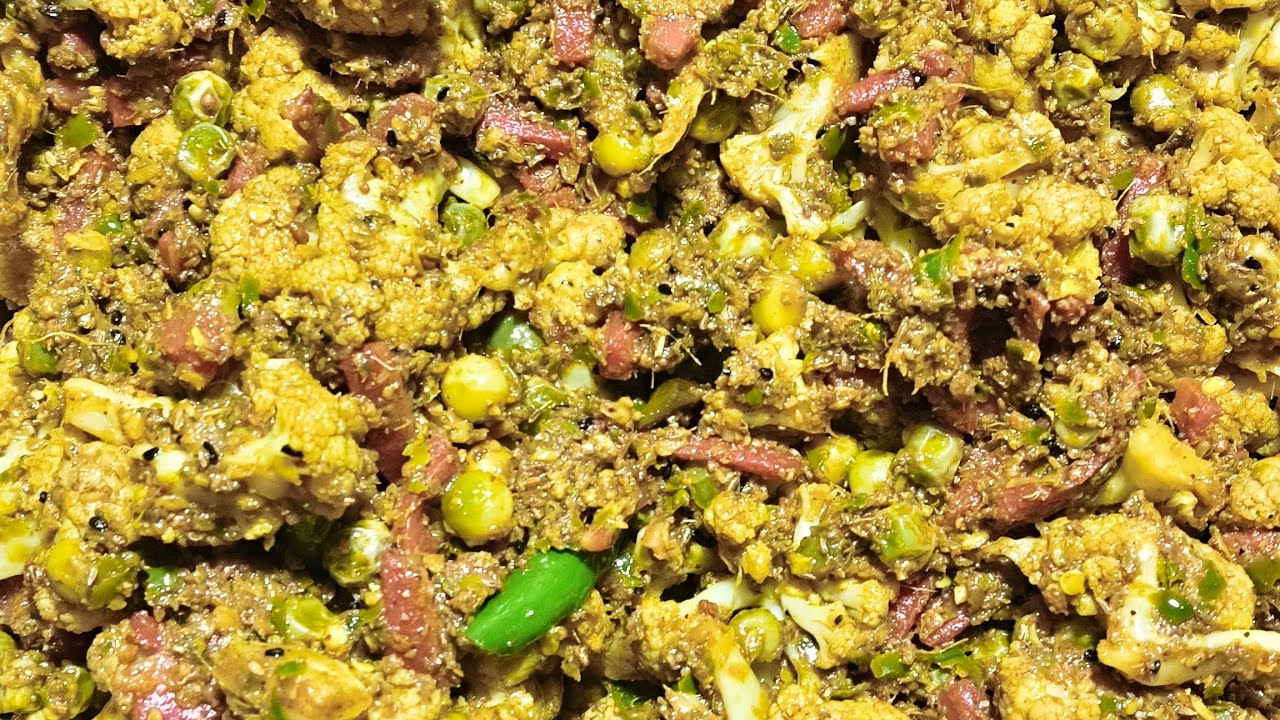 Gobhi, matar ,gajar ki achar ki recipe 😋