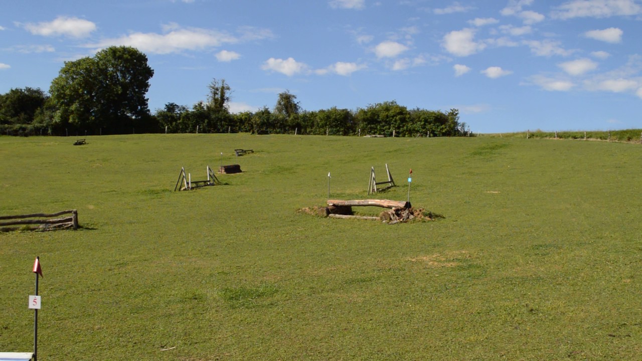 une partie du cross des &eacute;curies de la croix
