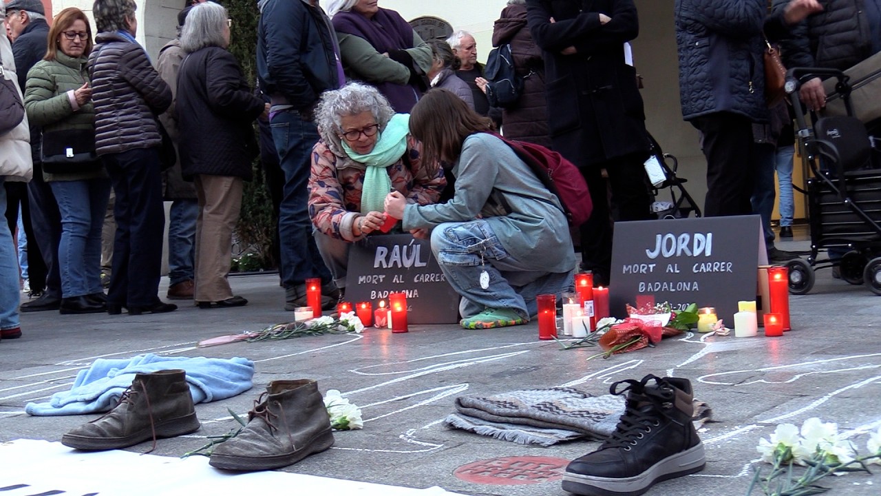 Badalona s'uneix contra la indiferència