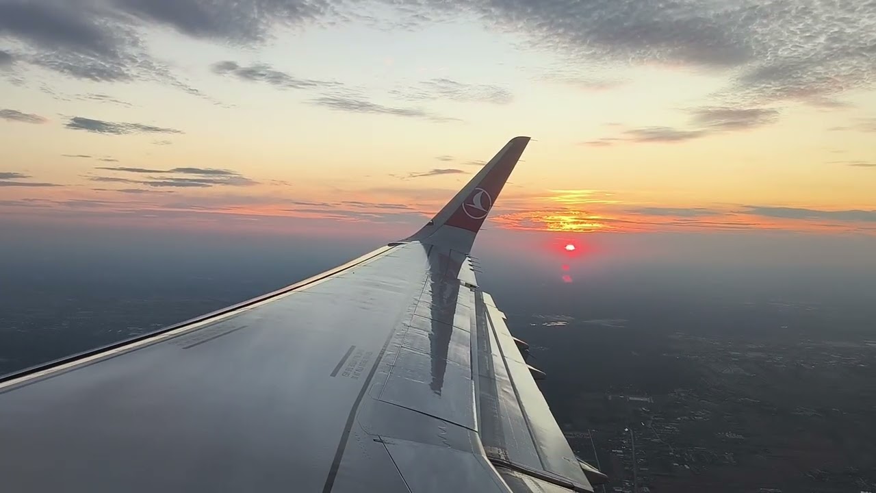Takeoff from Warsaw ✈️ Turkish Airlines TK1766 | Airbus A321-200 | Sunset View 🌅