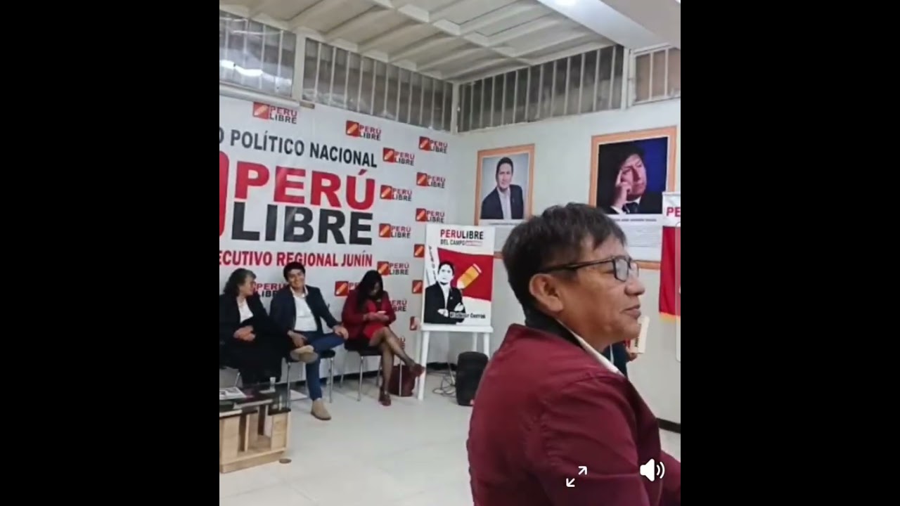 Presentaci&oacute;n del libro Per&uacute; Libre Del Campo a la Ciudad de Vladimir Cerr&oacute;n