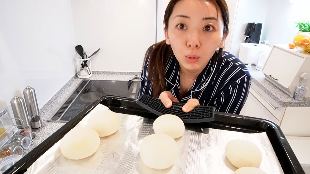 夜な夜な急に始まるヘルシー米粉パン作り。欲に負けた深夜スーパーの購入品も