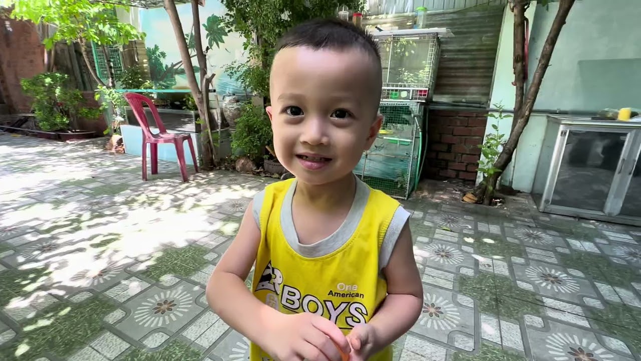 Ah thằng cu Béc ngố