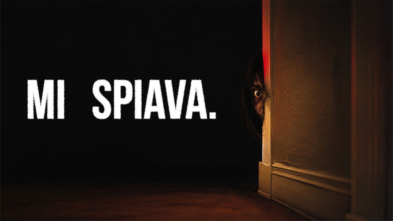 La Moglie lo Spiava dagli Angoli della Casa