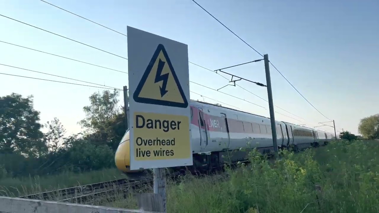 East Coast Mainline Friday 9th June 2023 - LNER Azuma, Intercity 225, 125mph full speed