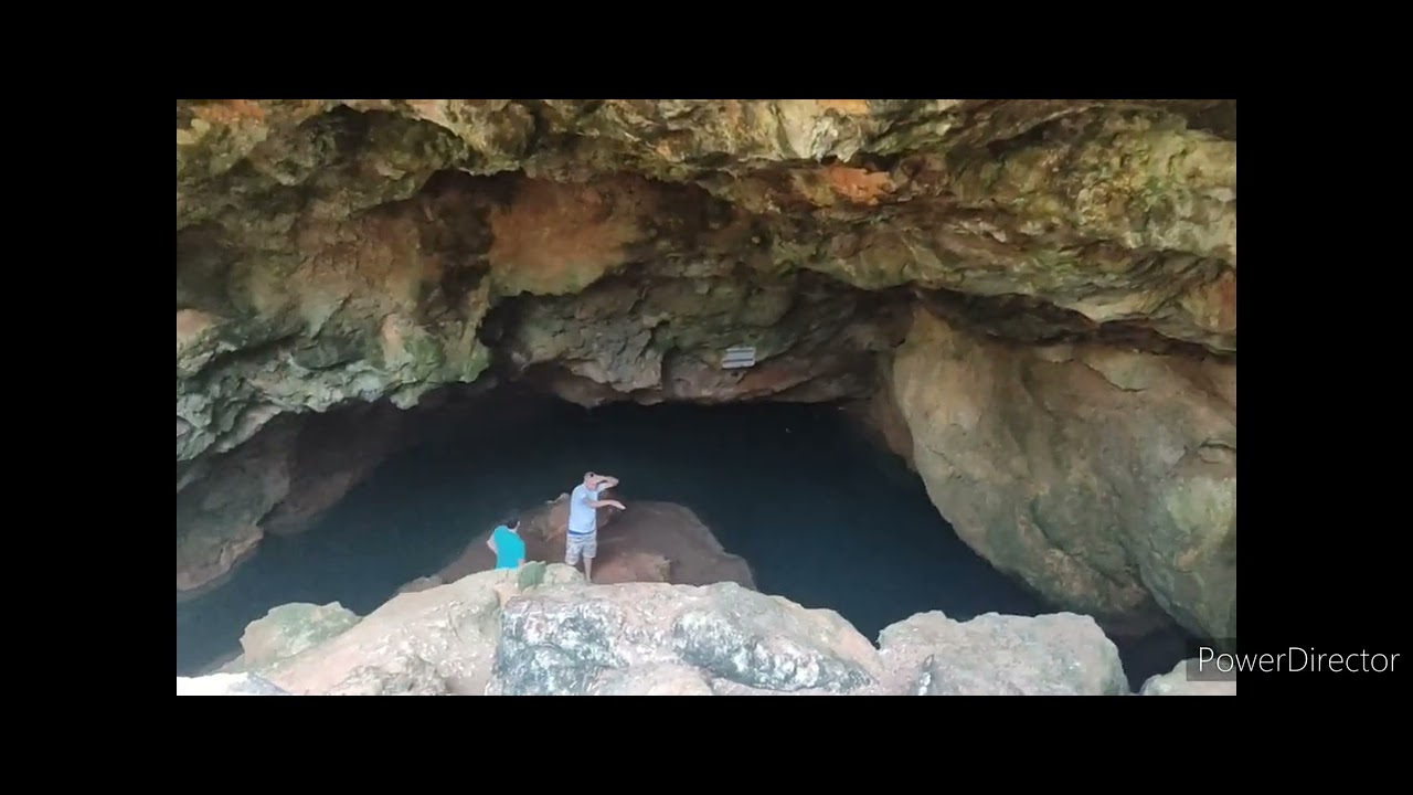 Cueva del agua, isla plana