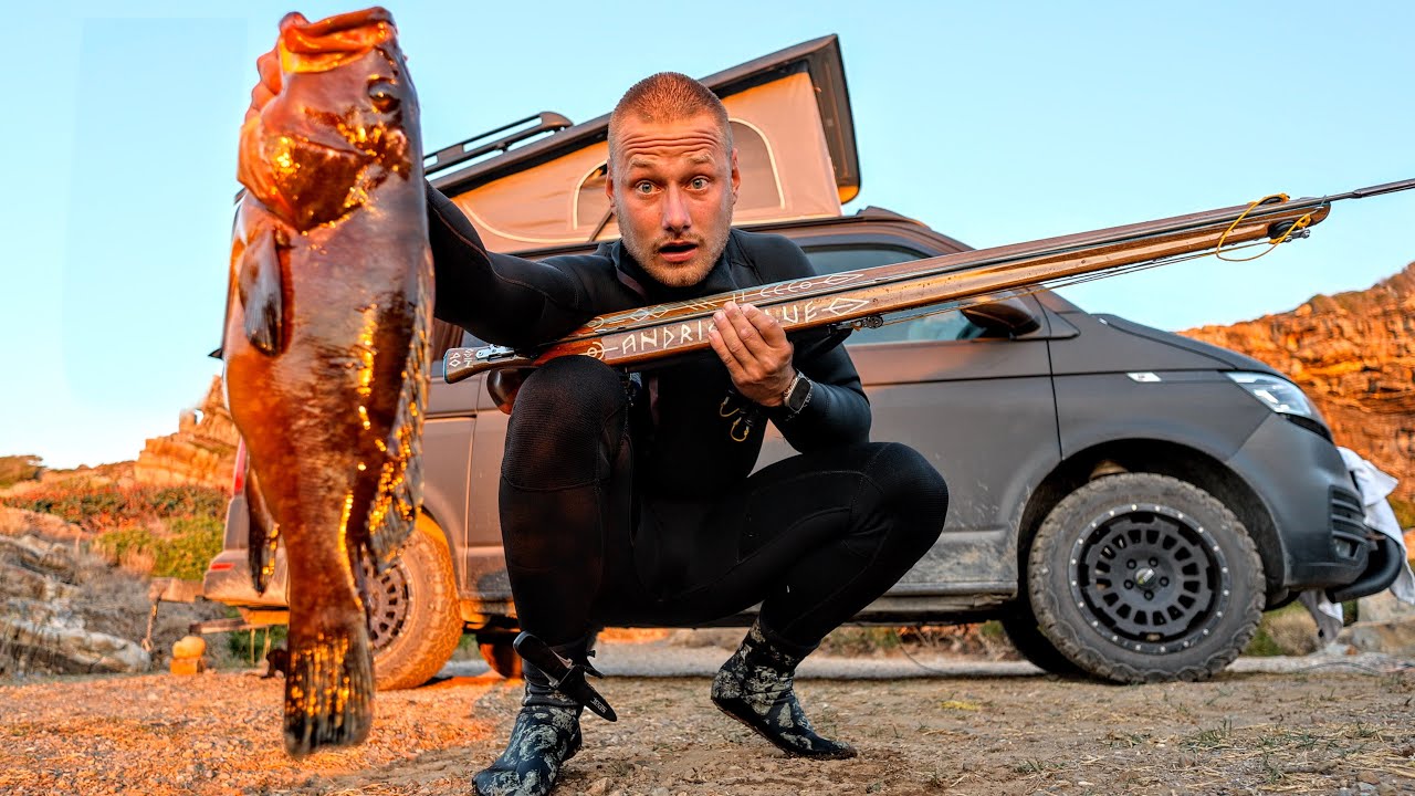 Unglaublicher Fang beim Tauchen mit Harpune 😳 (Catch & Cook beim Vanlife auf Kreta)