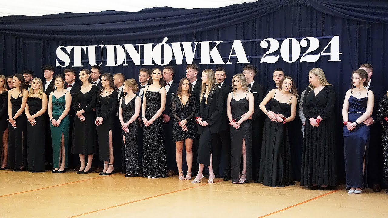 Elegancja i tradycja: Studniówka Ekonomika 2024