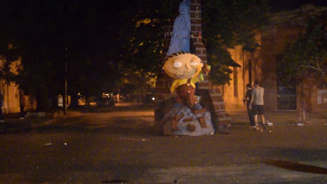 Muñeco de  65 y 17 2016 stewie