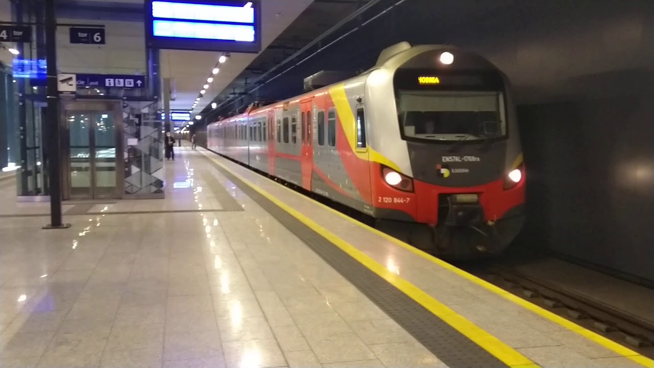 Odjazd pociągu InterRegio 10141 i sp&oacute;źniony pasażer; Ł&oacute;dź Fabryczna