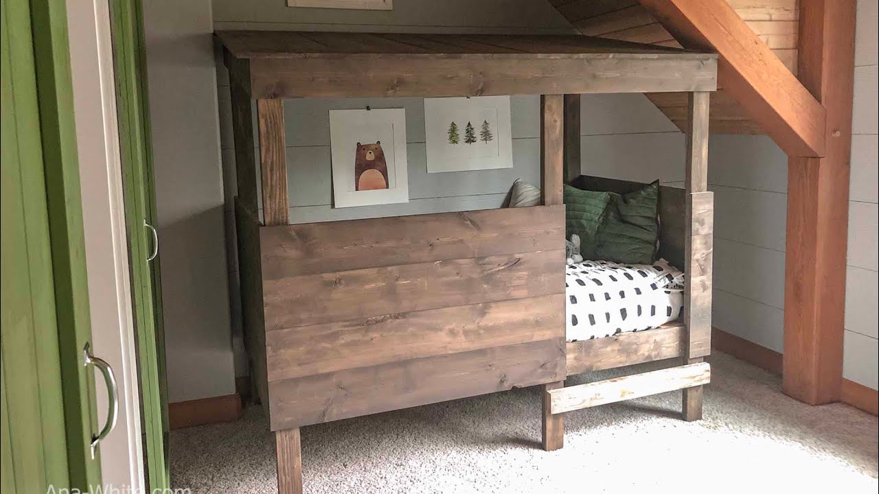 DIY: 2 Tool Treehouse Bed