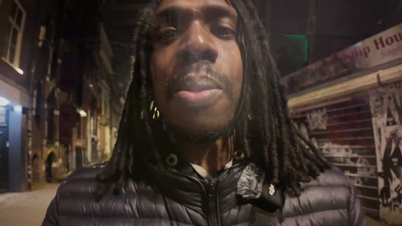 Amsterdam Urban Tv -  Checking The Bars and Clubs in Amsterdam 