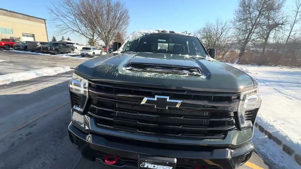 2026 Chevy Silverado 2500 Cypress gray at the ROSSI Auto group Washington,NJ￼