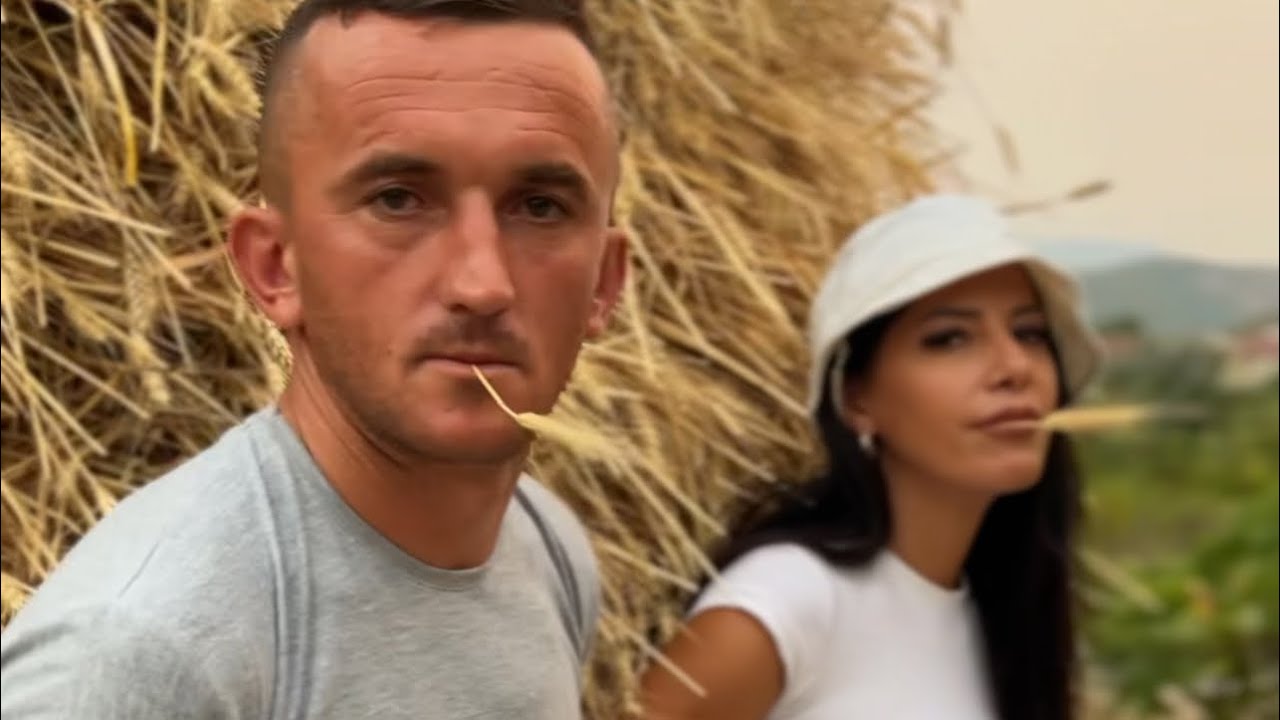 U bë viral në Tiktok, OREA tregon jetën nga shpia e barit në Angli deri tek vjelja e pjeshkëve Greqi