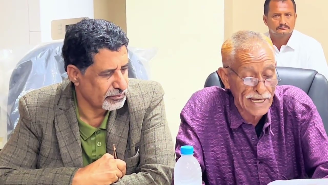 نائب محافظ محافظة لحج يجتمع بمدراء المكتب التنفيذي 