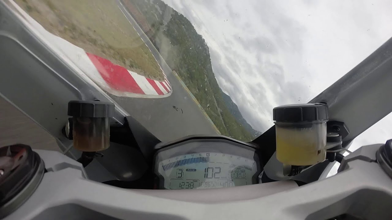 Rijeka Panigale 959 1.42 con Mitas SFplus