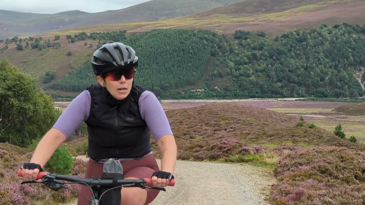 Gravel ride along river Feshie (Aviemore - Scotland)