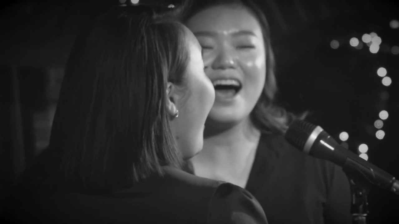 Enji's sisters live at Fat Cat Jazz Club Ulaanbaatar - O Pato
