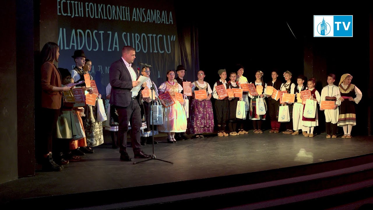Mali čuvari tradicije: Prvi dečji festival folklornih anasambala osvojio srca publike!