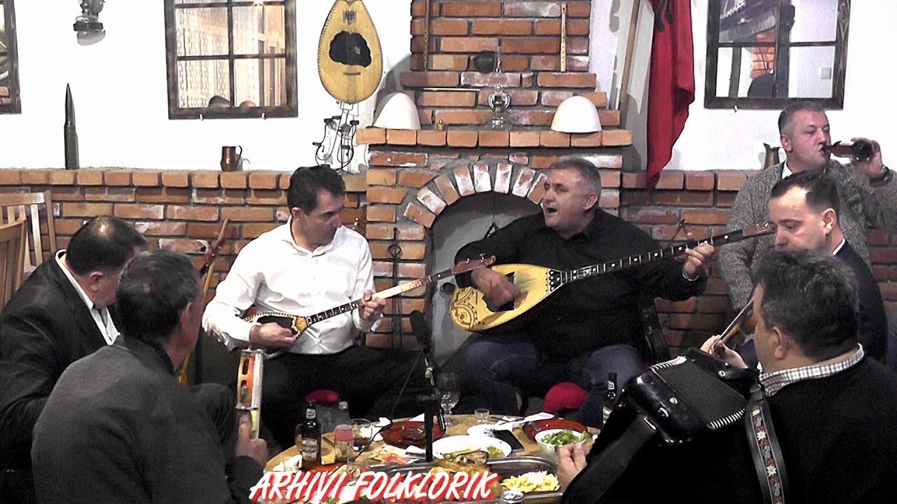VLLEZRIT UKAJ 2018 = KENGA E ZAGREBIT = ARHIVI FOLKLORIK