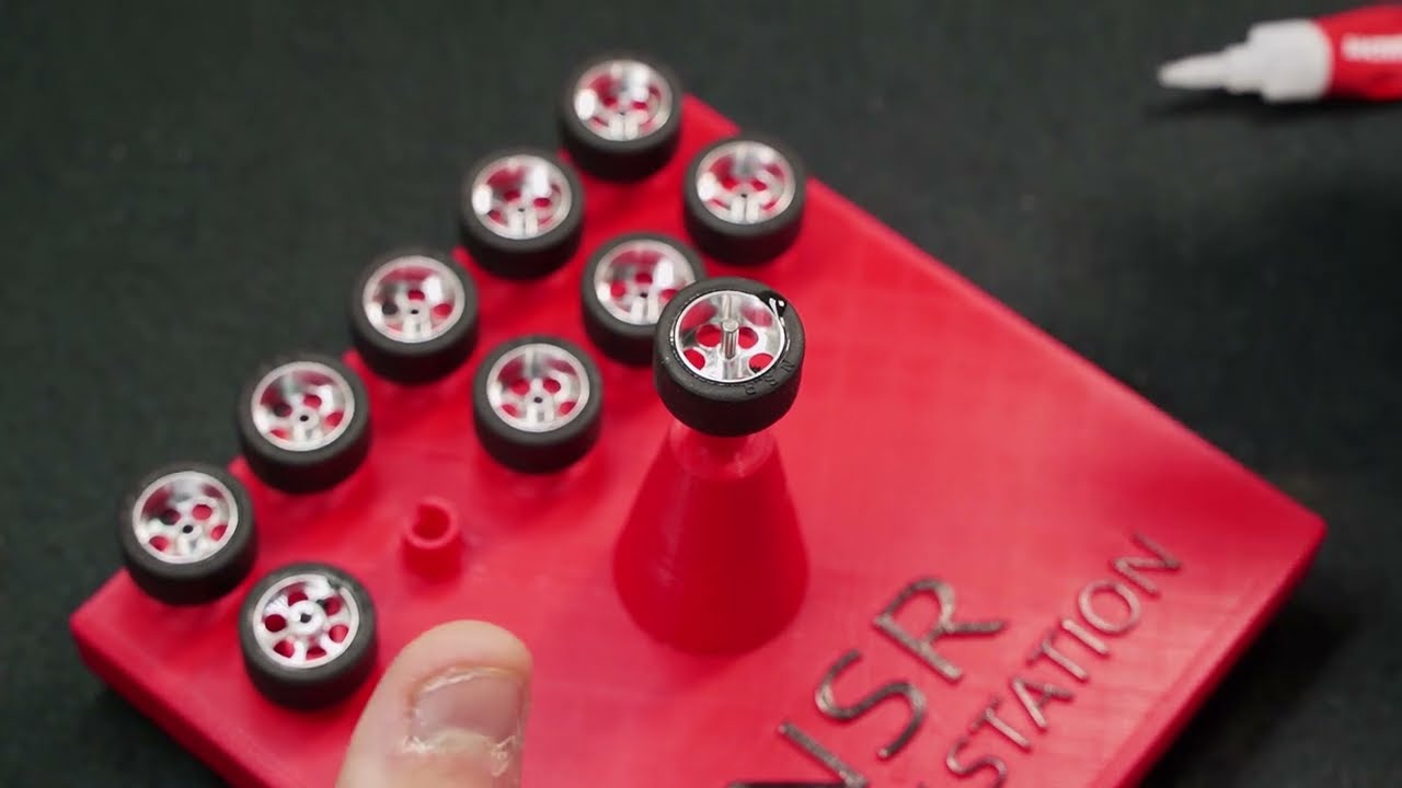 Tutorial - How to glue and true slot car tires correctly - Tire Gluig Station NSR