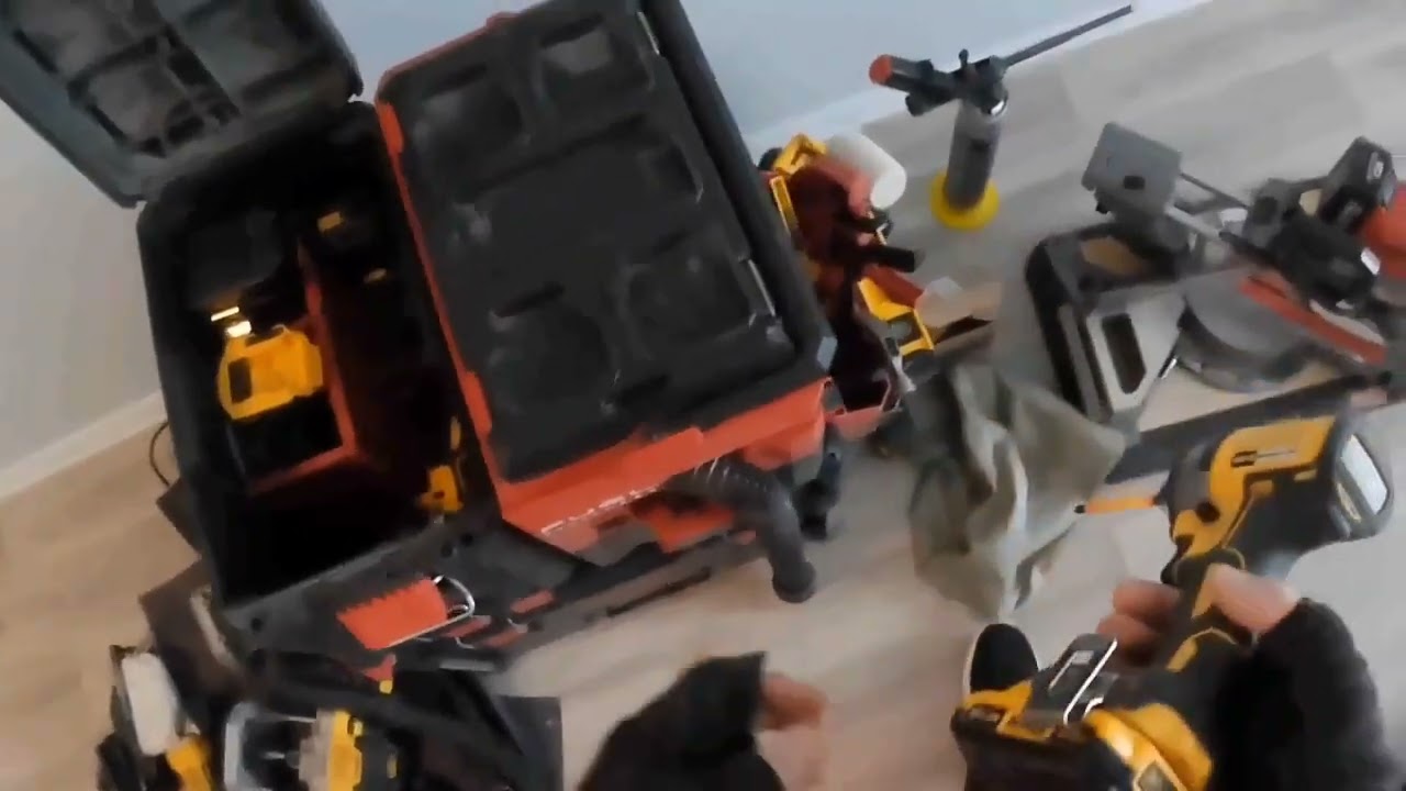 Обзор инструмента установщика дверей #milwaukee #dewalt #инструменты 