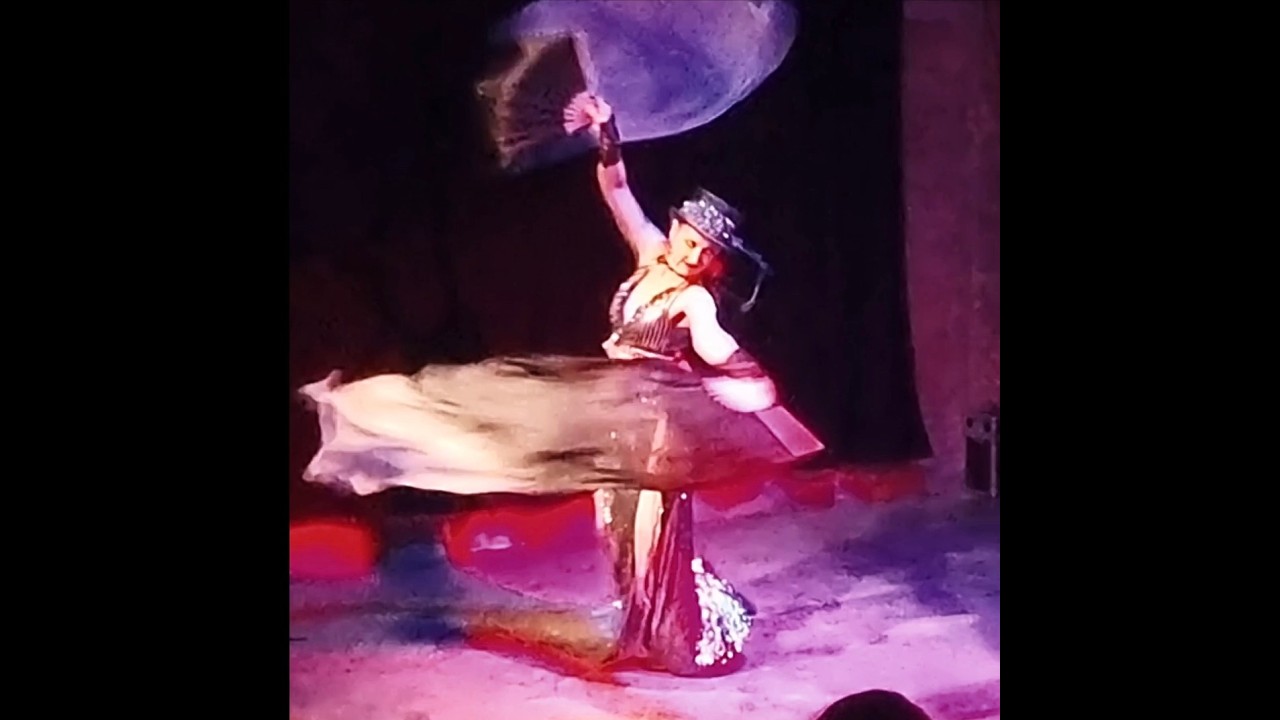 Dud Muurmand - performance @Queermash 25 - Warehouse?