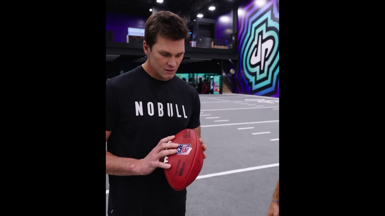 Tom Brady destroys DEFLATEGATE 👏