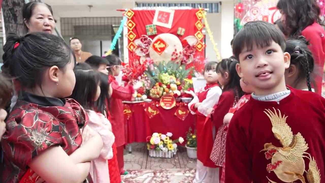 Xuân yêu thương - Tết xum vầy