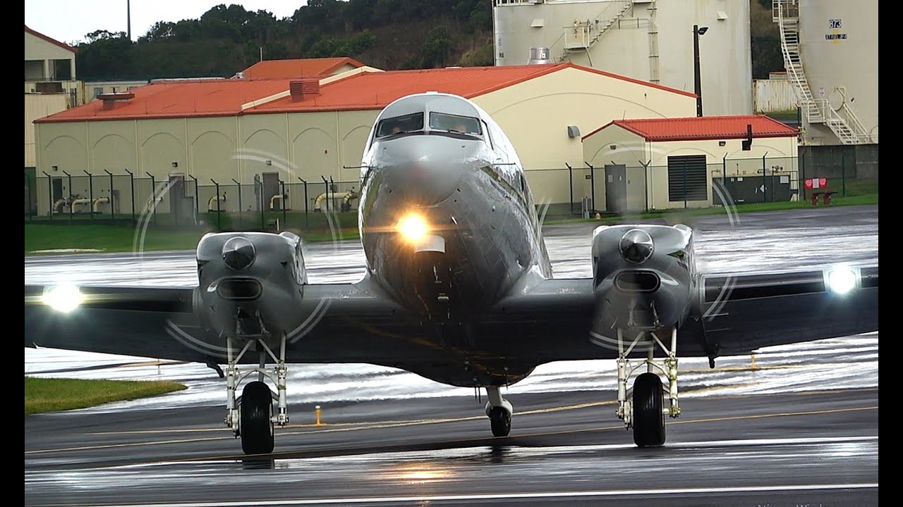 🛬 Sky Relic! Modified DC-3 Captured at Lajes ⚡