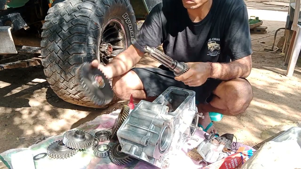 Reassembling Transfer Case of Toyota Fj40|| Part I