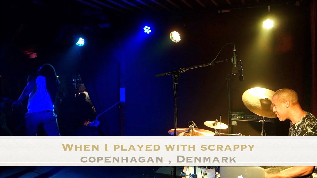 playing with scrappy in copenhagan  | operaen