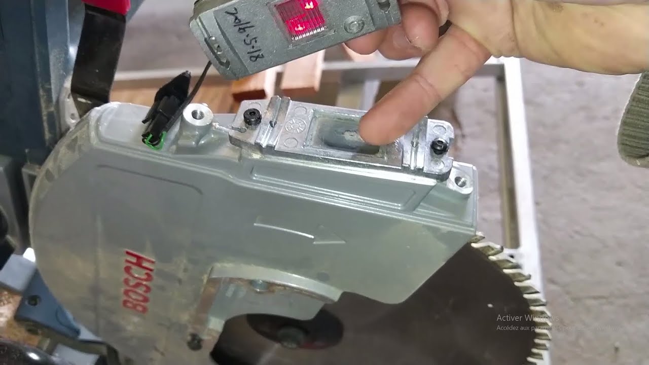 Réglages lasers scie radiale Bosch GCM 12 GDL
