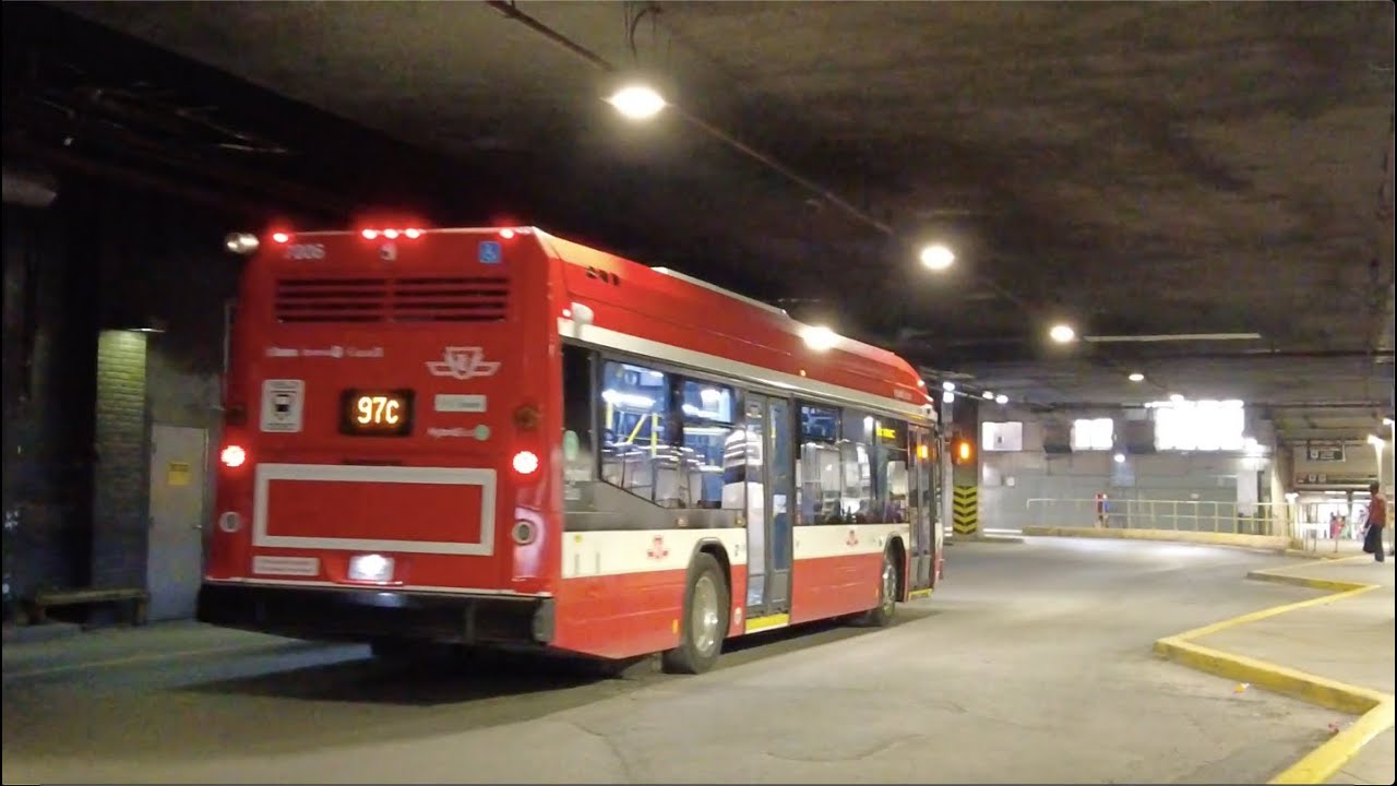 TTC 97C Yonge Bus Ride #7006 from Yonge-Dundas Sq to Eglinton Stn (April 16th, 2024)