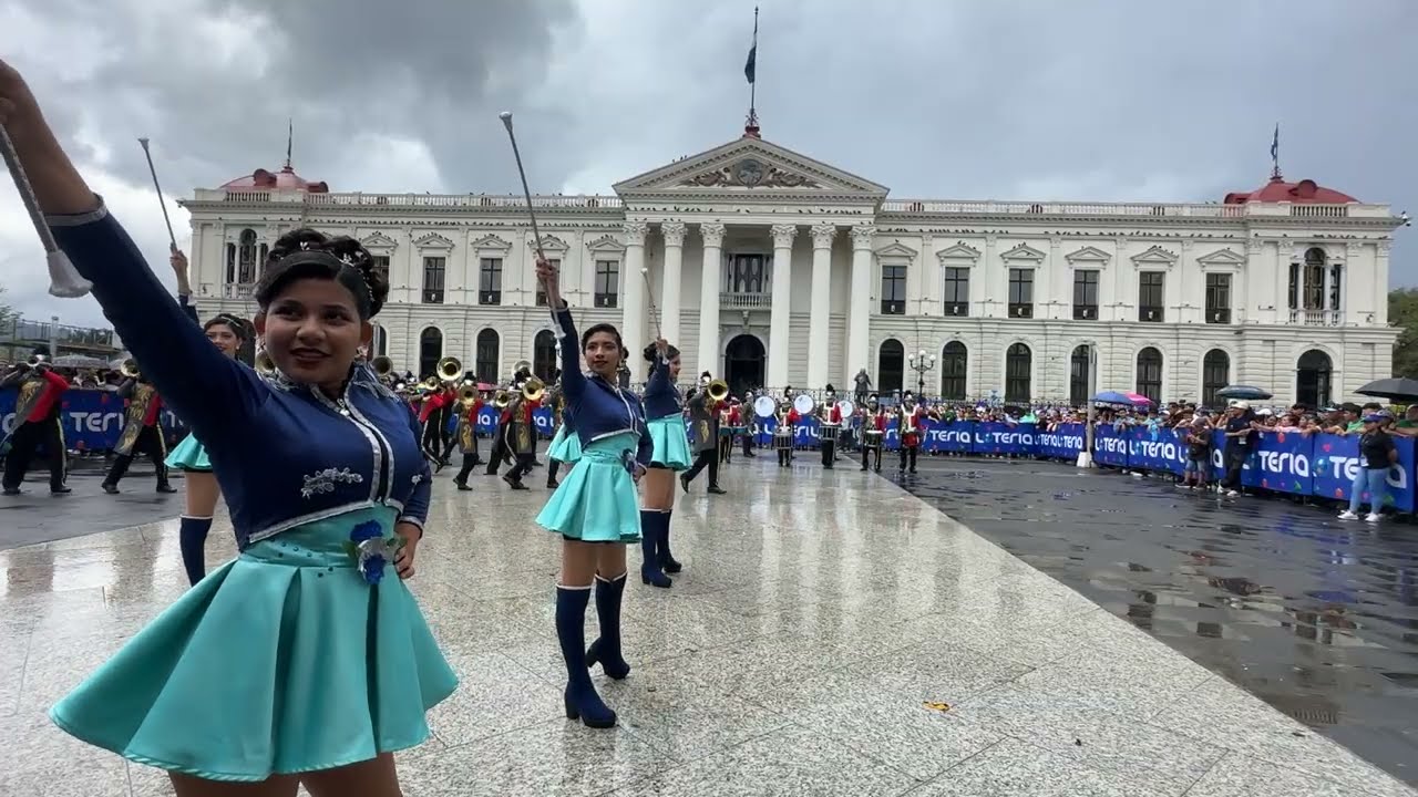 Banda Fe y Alegría La Chacra en el concurso del Centro histórico de San Salvador 