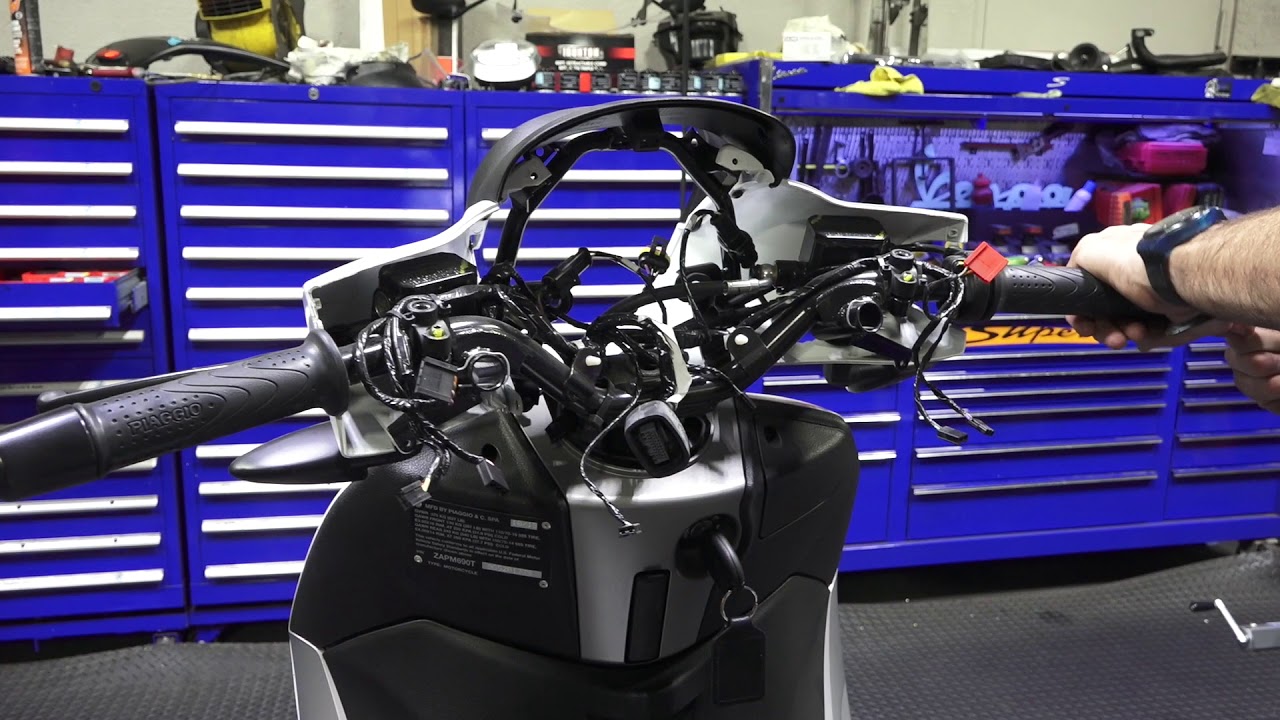 Heated Grips on Piaggio BV350