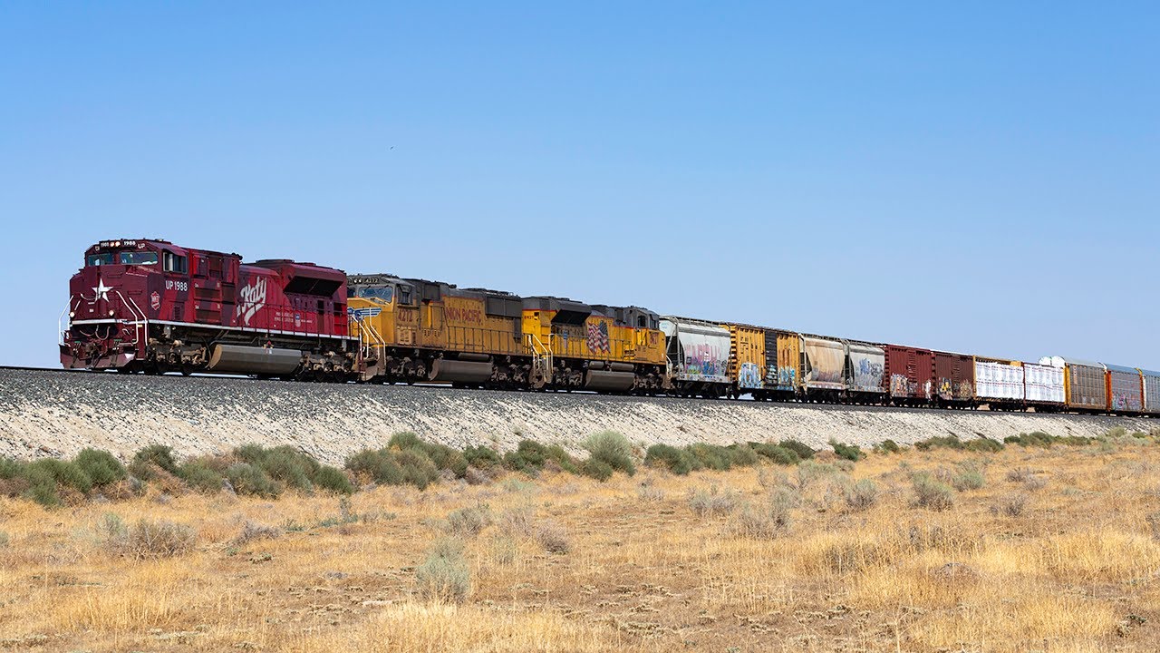 Justin Trackside - Special Leaders in SoCal August 2020 feat. UP1943, AMTK156, UP1988, UP1996 & more