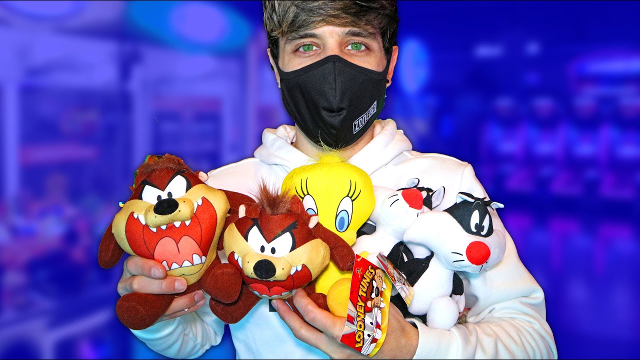 How Many Looney Tunes Prizes Can We Win? (AWESOME HAUL)
