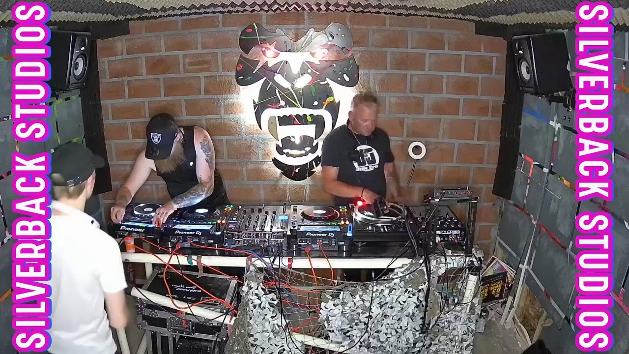 Luski B2B Bookie B2B DJ Lil Ern