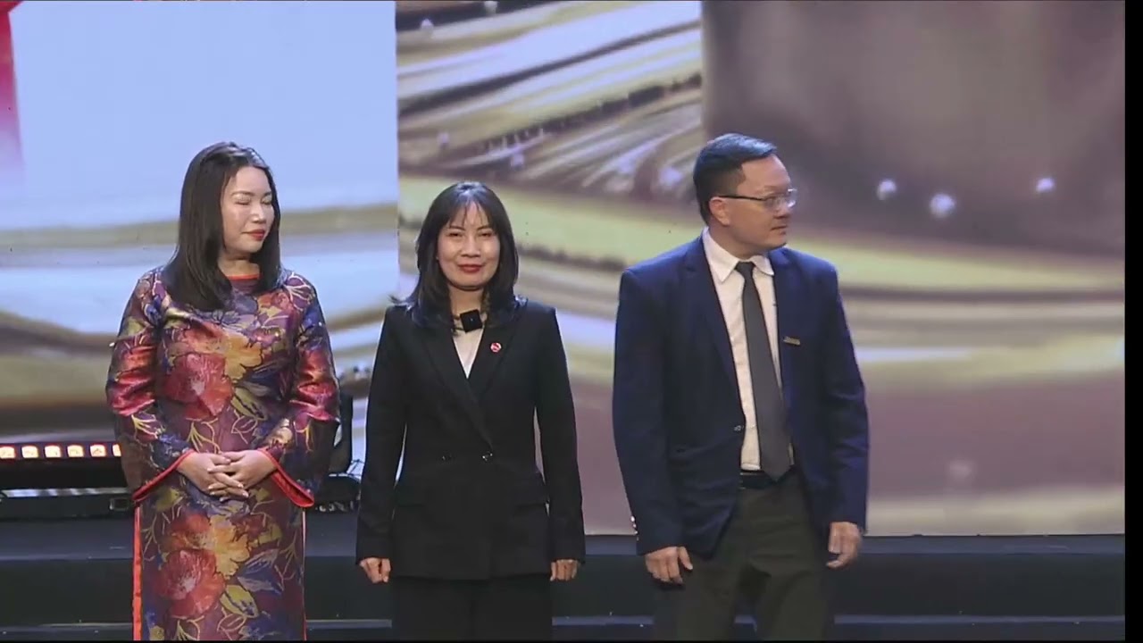 Video 15 năm thành lập Miza