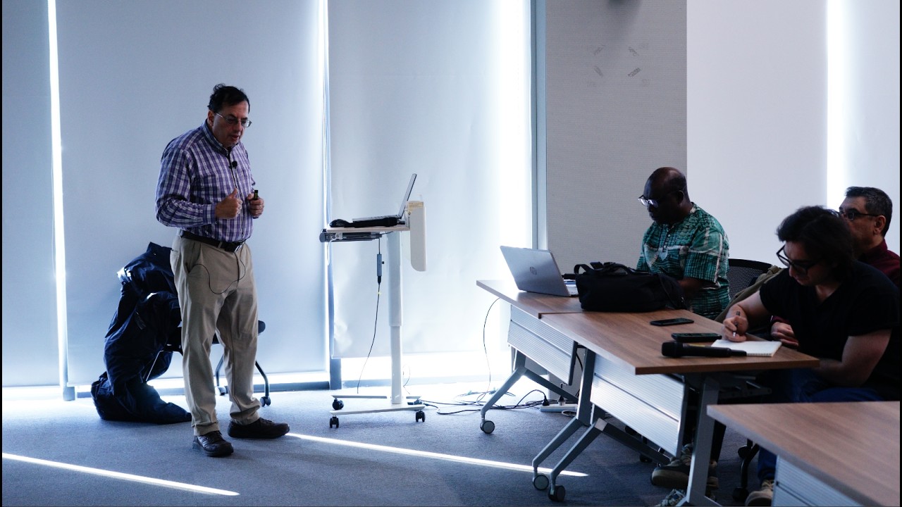 Yuval Peres - Laplacian growth: Sandpiles, rotor routers and their scaling limits