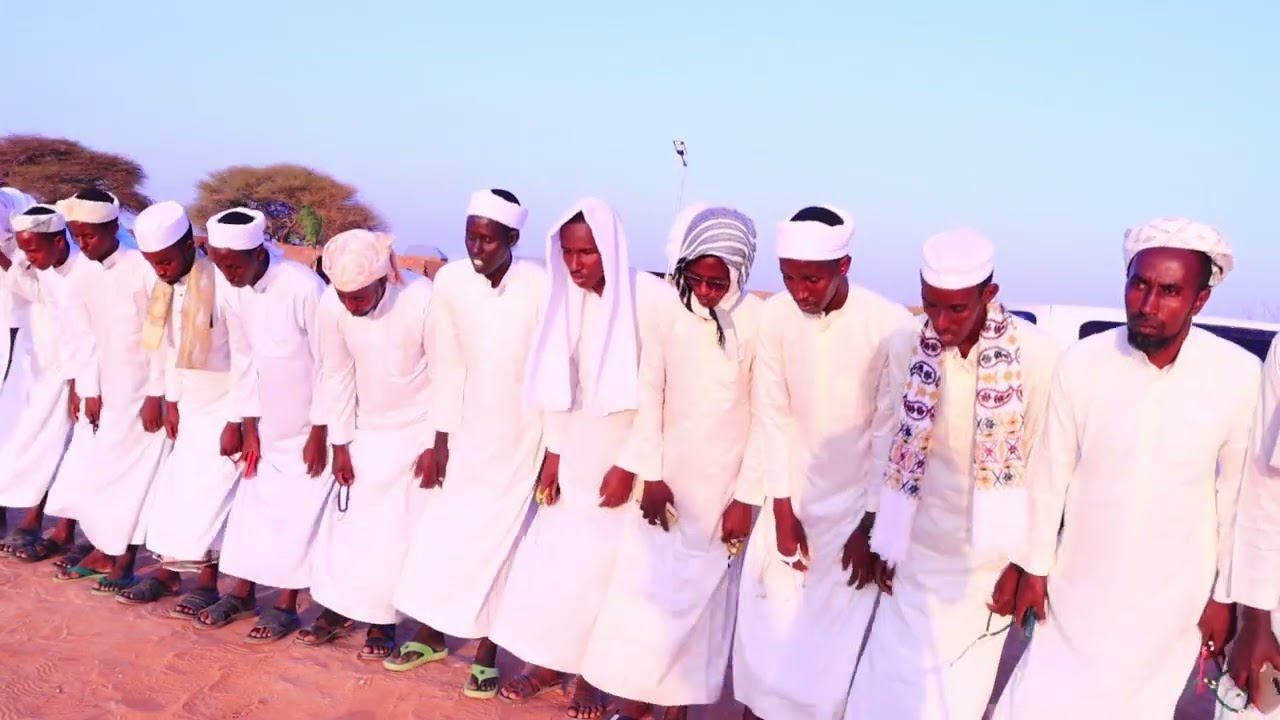 Banaanbixii siyaarada 29aad ee Mucalim Yuusuf Xaaji Muxammed Axmed Liibaan iyo Mucalimiintisii