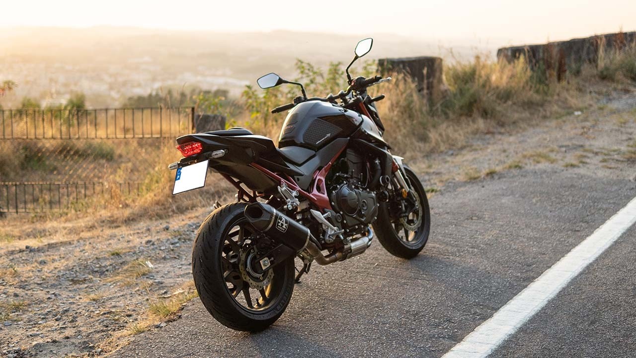 Hornet 750 Pure Sound w/Arrow Exhaust (Quick Shifter Sounds) - Chasing the Sunset