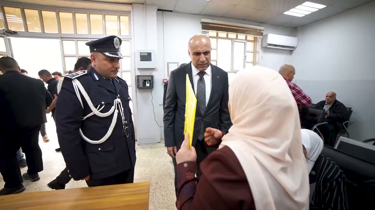 الداؤودي يزور مديرية البطاقة الوطنية الموحدة في ايسر الموصل 