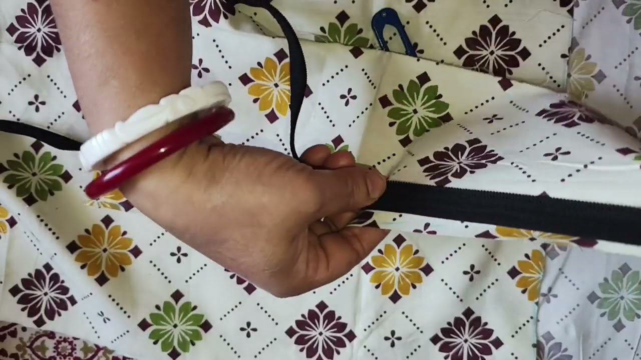Chain kholo takye Ko dalo andar//ताकिए का कवर खोलो और डालो diy organiser 