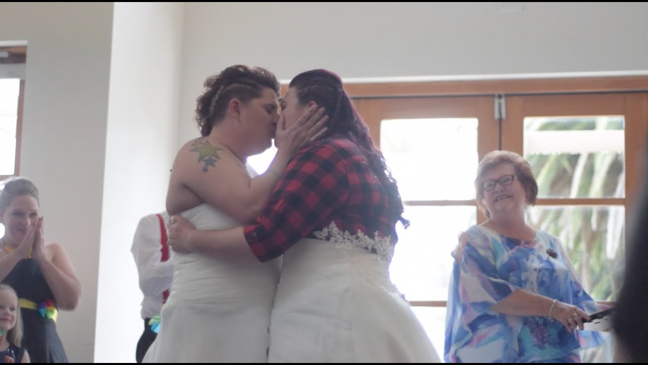 They got married!